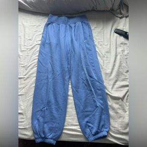 Nike Women’s Light Blue High Waisted/Cinched Sweats